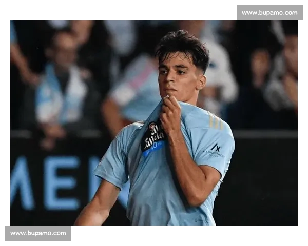 半场闷平后破局！墨西哥 2-0 沙特晋级，维加建功 + 沙特乌龙